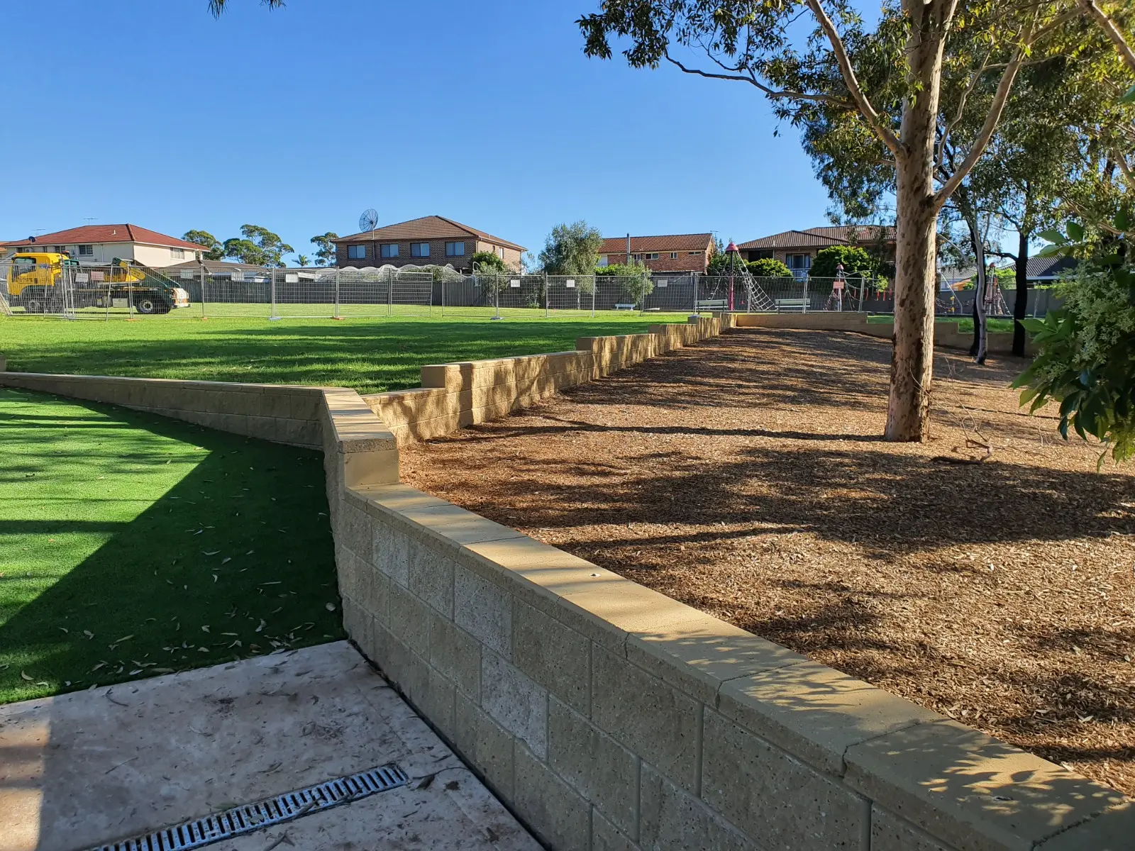 Retaining Walls & Turf